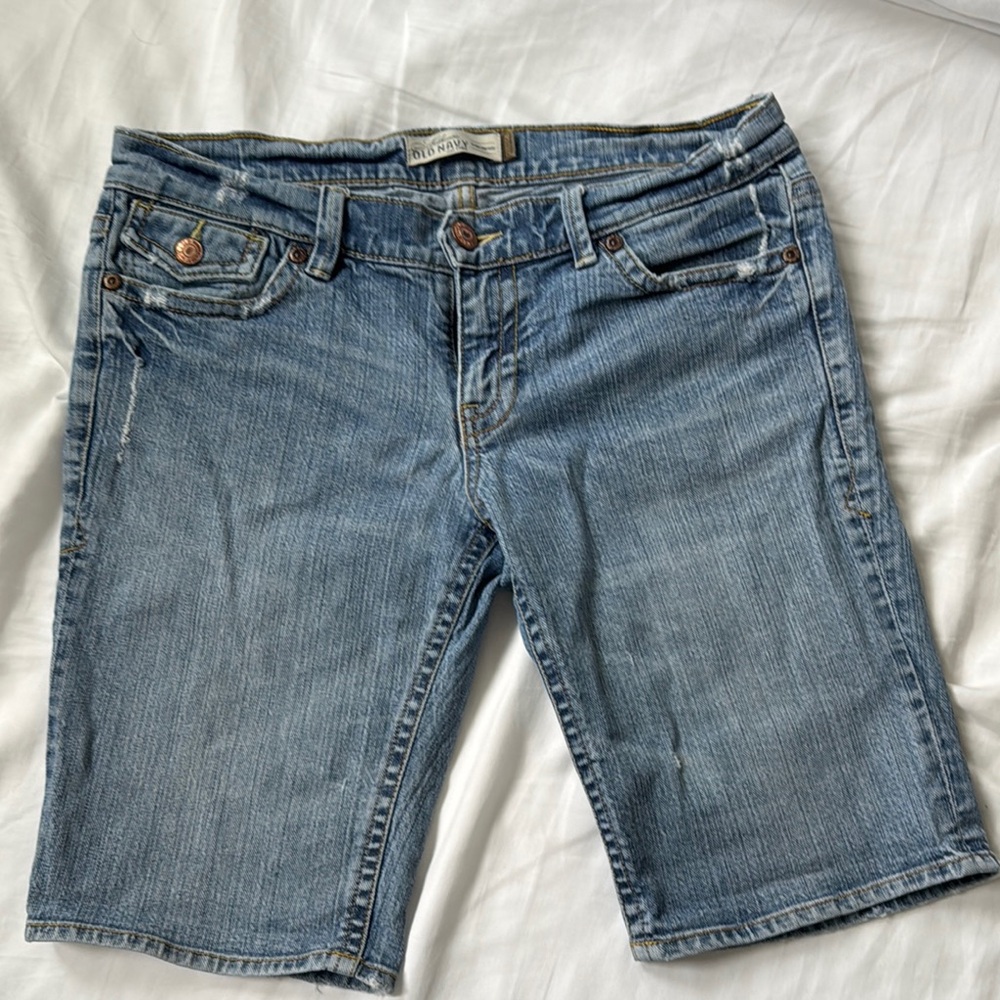 Old Navy Distressed Bermuda Jean Shorts Light Wash
